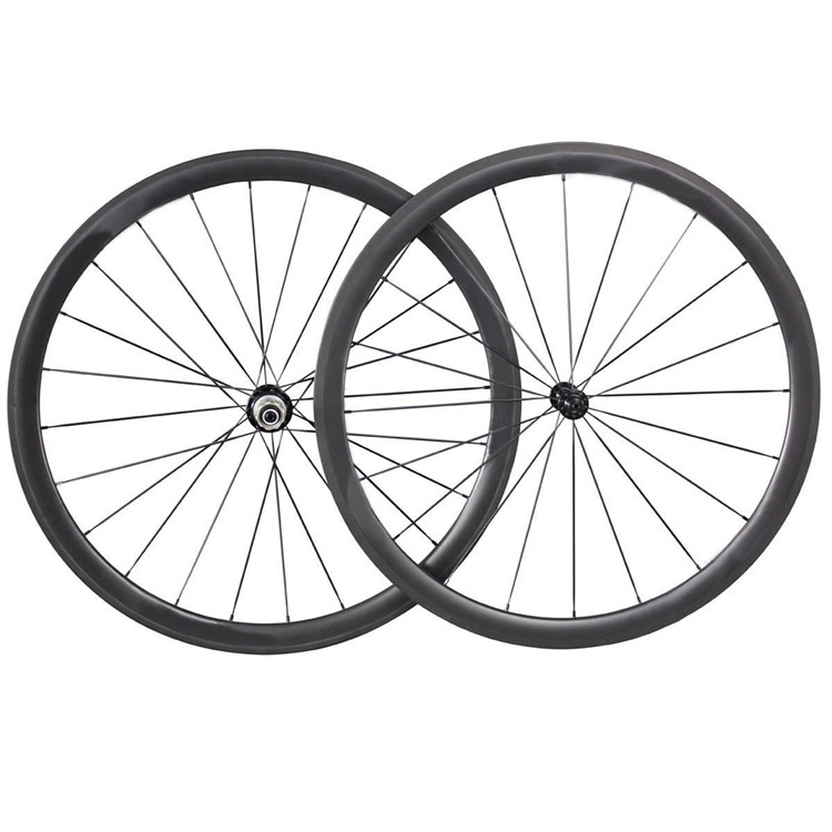 Cycle cross carbon wheelset
